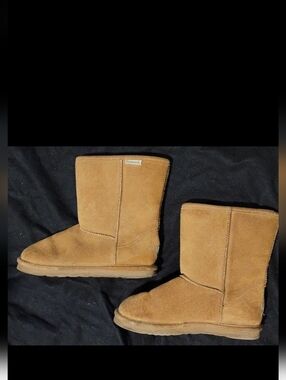 BEARPAW SUEDE Mid Calf Casual BOOTS Size 8 / 9 Comfortable Seasonal